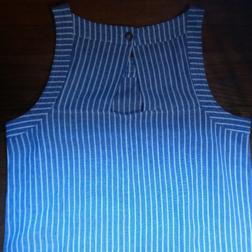FOR CYNTHIA linen blend sleeveless shift dress in stripe (L) - Picture 10 of 15